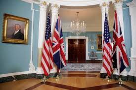 Trade heads of the United States and the United Kingdom meet, agree to improve bilateral ties