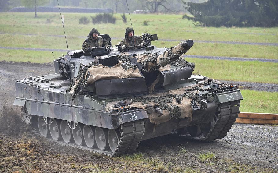 YouGov Survey Shows 45% of Germans Oppose Transfer of Leopard 2 Tanks to Ukraine