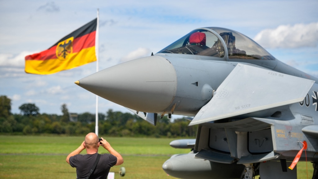 German Chancellor Disassociate Country From Sending Fighter Jets To Ukraine