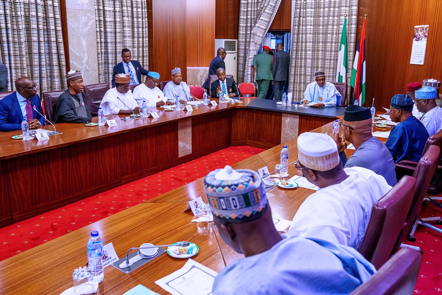 Controversy In APC NWC Meeting With Governors Over Naira Crisis