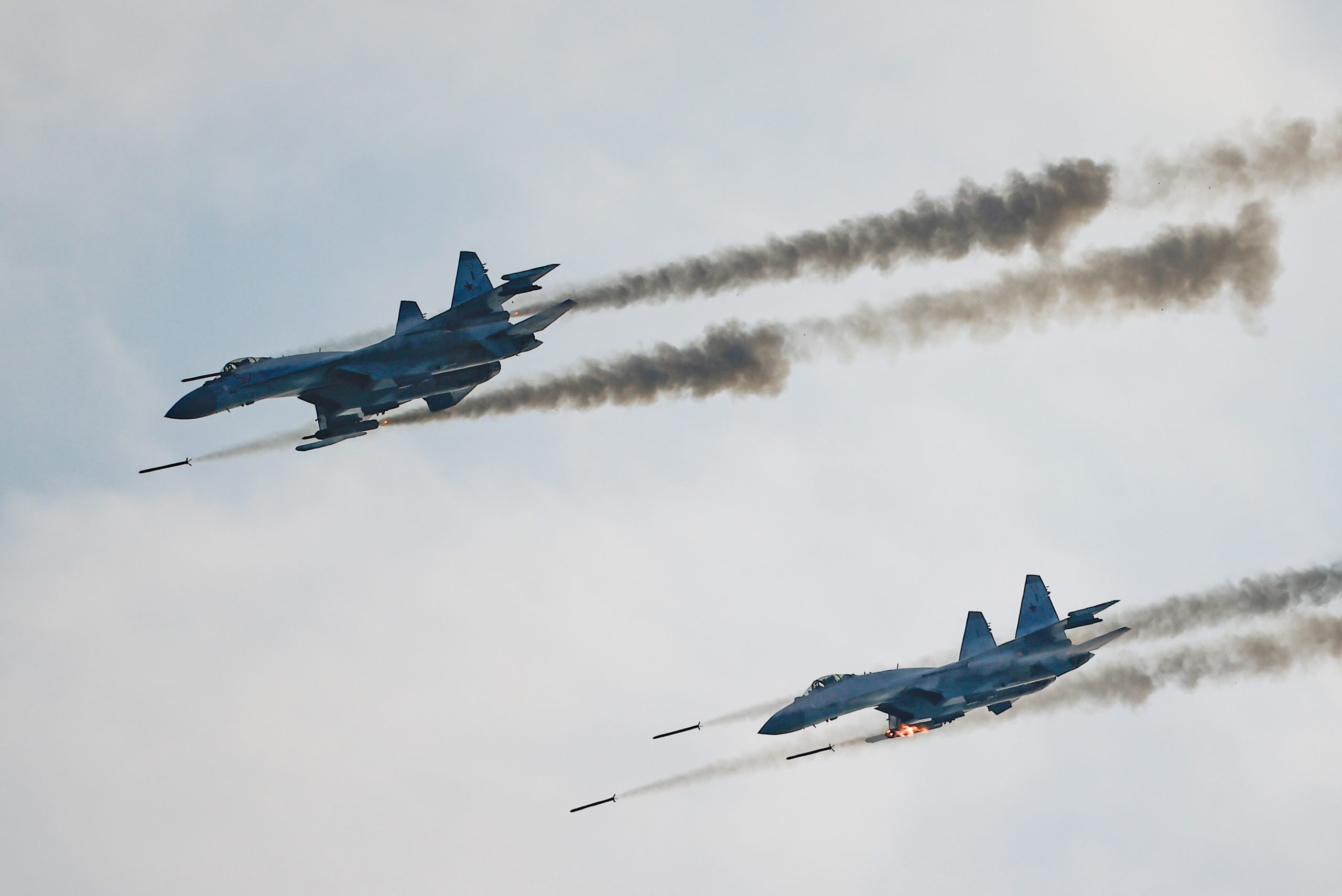 Anxious Russia Threatens To Shoot Down Jets Heading To Ukraine