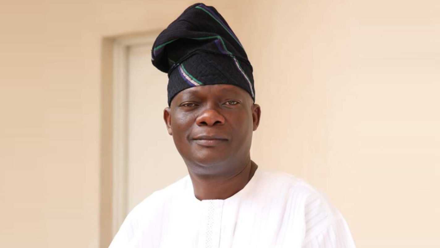 Oyo APC Governor Candidate Narrowly Escapes Being Shot