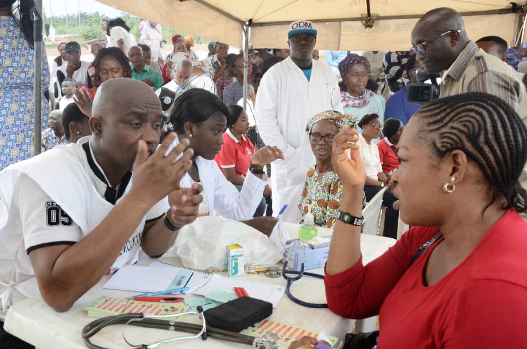 Residents of Ondo Receive Free Medical Care Outreach