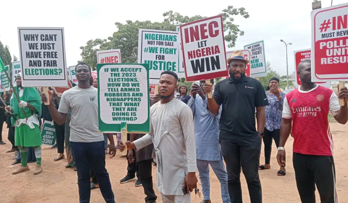 Protesters Storm Appeal Court, Ask Tribunal To Stop Tinubu’s Inauguration