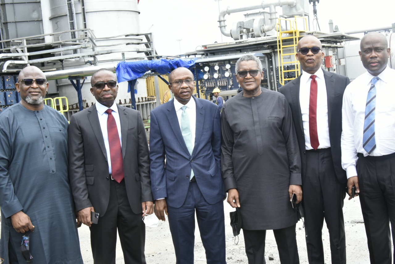 Refinery: We’ll ask Dangote To Sell Forex At A Good Rate — Emefiele