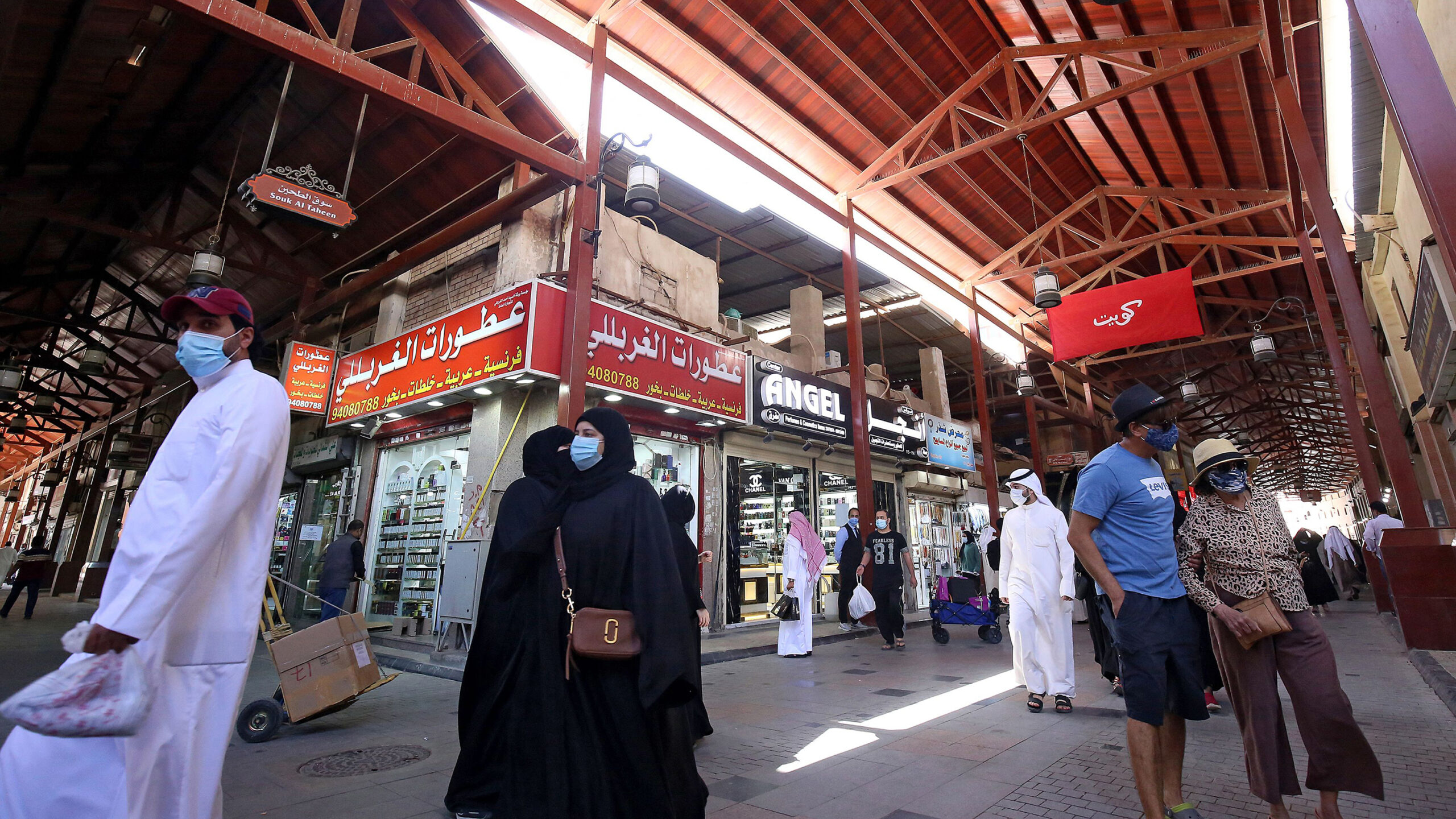 Kuwait Records First Surplus in Nine Years Due to Soaring Oil Prices