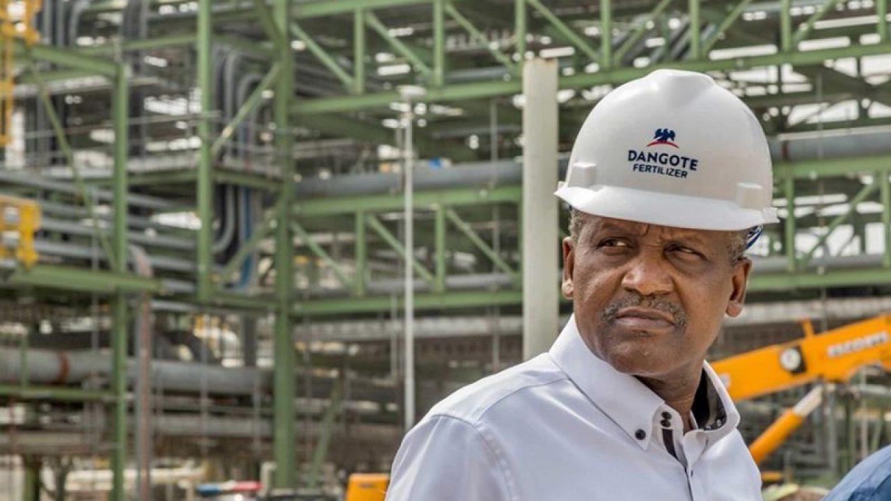 Dangote Group CEO Aliko Dangote Receives Permit for 300,000-Barrel Daily Refinery Operations