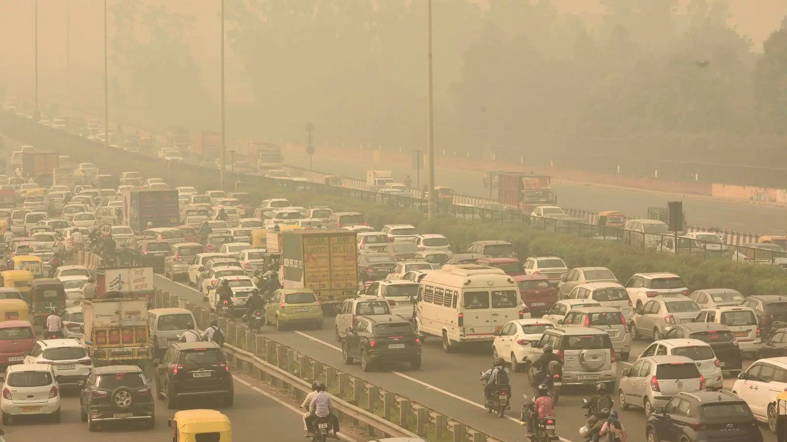 Delhi Government Postpones Odd-Even Policy Implementation Following Air Quality Improvement