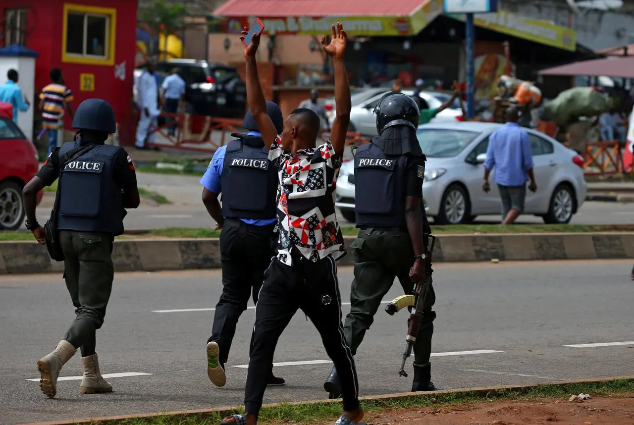 Anambra Police Charged for Murder on the Run