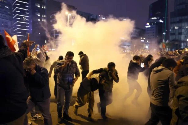 Angry Turkish Protesters Raze Down Israel Consulate In Istanbul