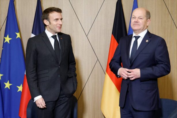 Macron, Scholz Pledge to Boost Capital Markets