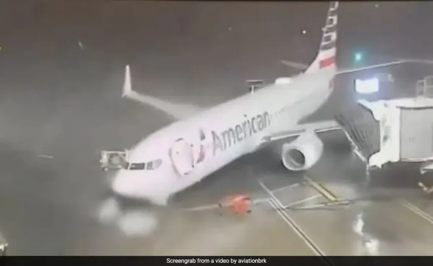 Strong Winds Pushed American Boeing from Boarding Gate