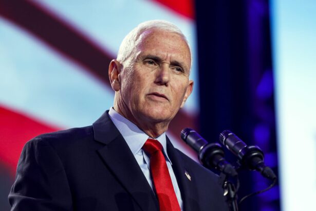 Mike Pence Advises American Jews to Consider Trump's Israel Stance When Voting