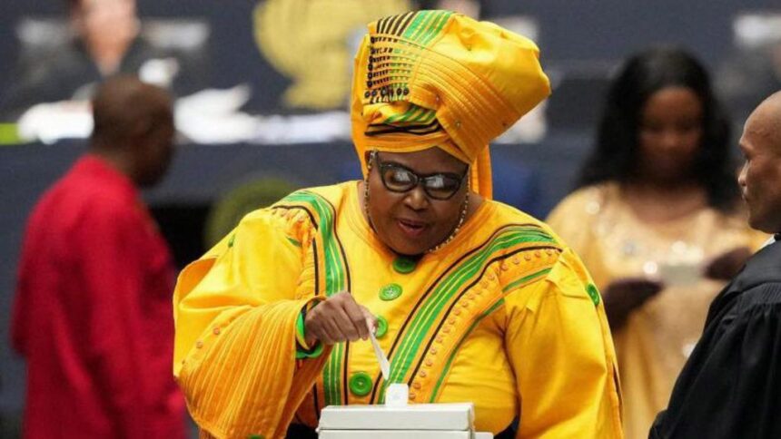 South African Lawmakers Elect ANC’s Didiza as Parliament Speaker