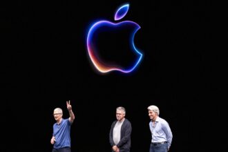 Apple Shares Soar To Record High After Unveiling New AI Software