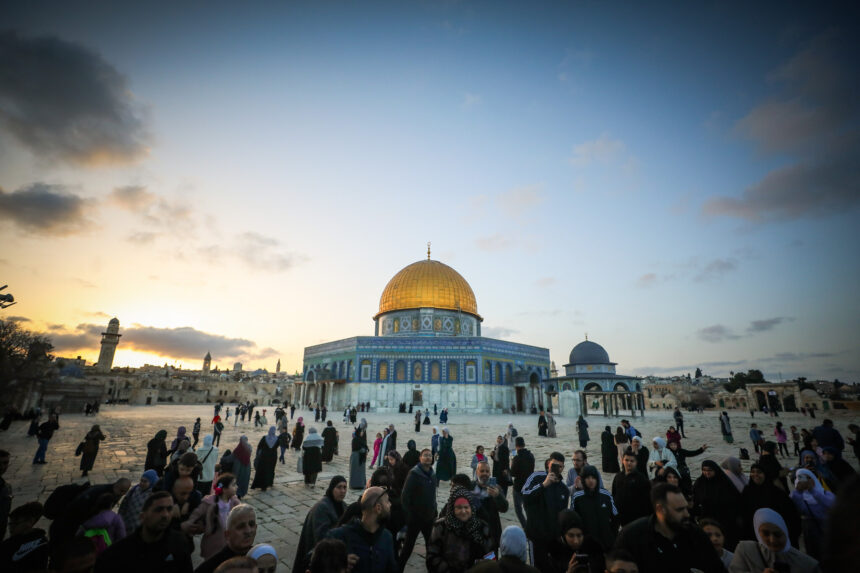 Hamas Rejects Attempt To Break Into Al-Aqsa Mosque By Israel During Flags March