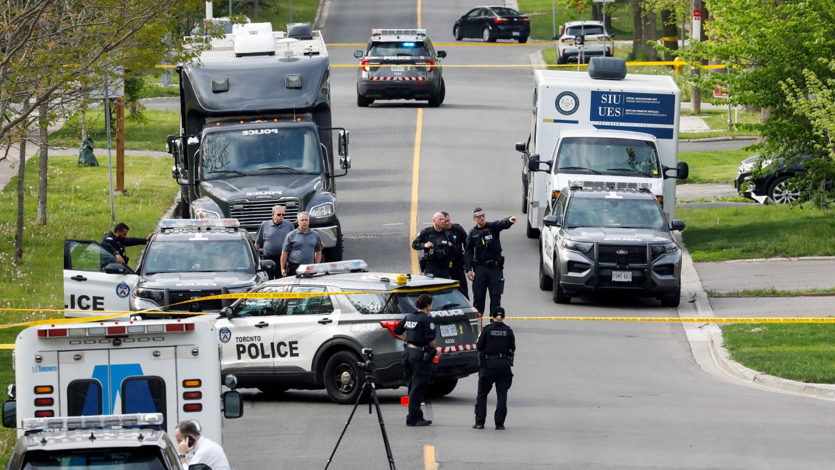 Metropolitan Police Shot And Injured Man Possessing Gun