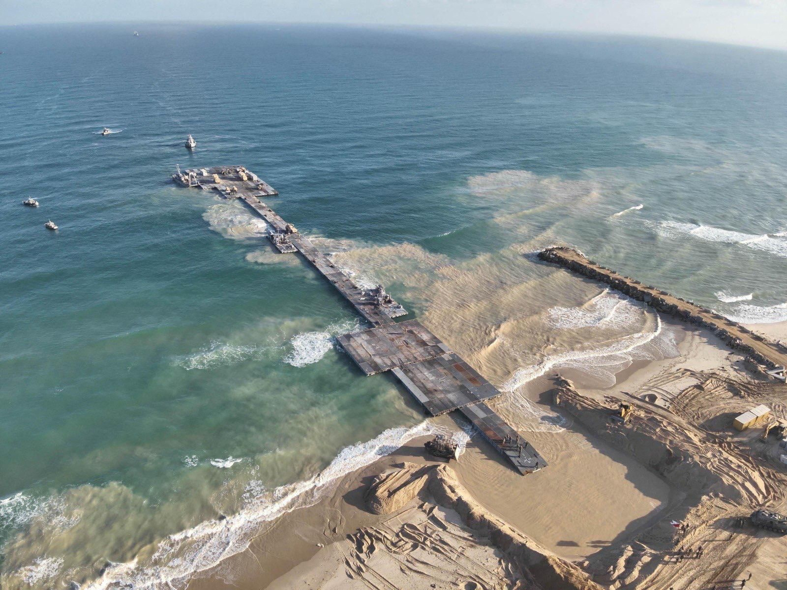 Palestinian Official Condemn U.S. Floating Pier On Gaza Beach