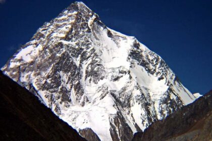 Two Japanese climbers fall from K2 as helicopter fails to rescue