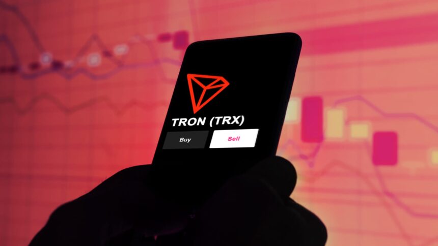 TRON Surpasses Ethereum and Solana in Daily Revenue Amid Meme Coin Buzz