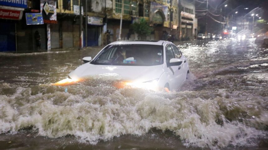 Torrential Rains Batter India and Pakistan, Forcing Mass Evacuations