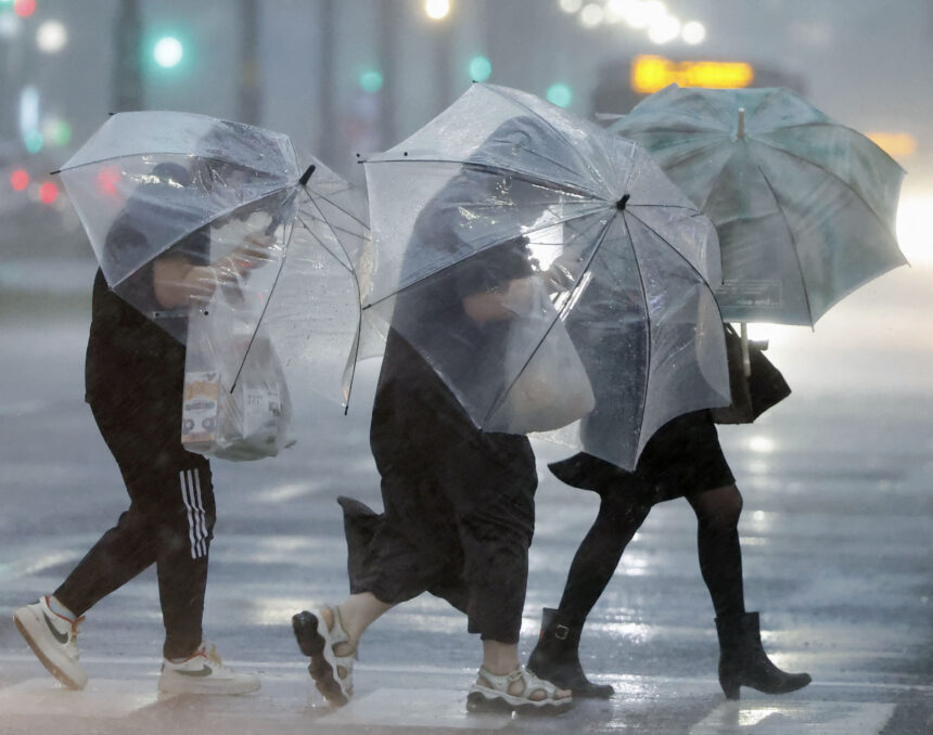 Typhoon Shanshan Brings Torrential Rain and Disruption Across Japan