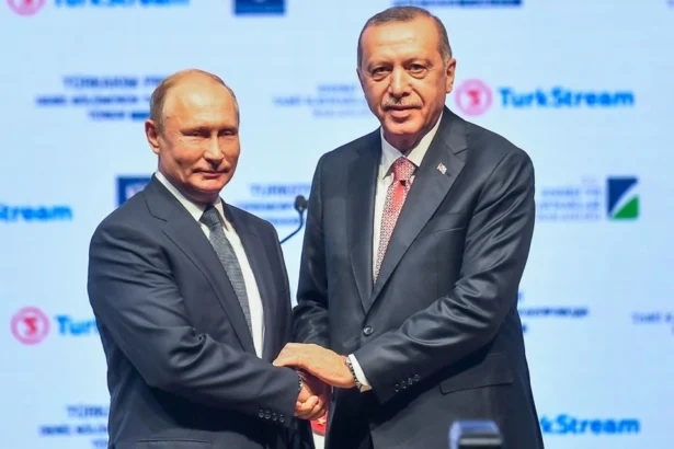 Recent Western Sanctions Disrupt Over $55 Billion in Trade Settlements Between Russia and Turkey