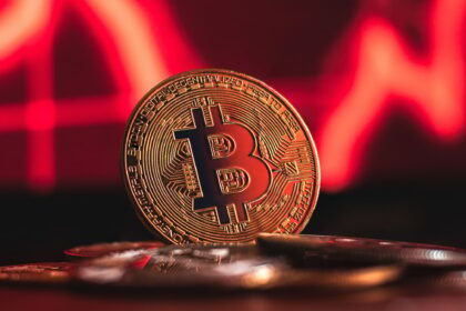 Bitcoin Price Nurtures 5% Dip Amid Warnings of Potential Drop to $60,000