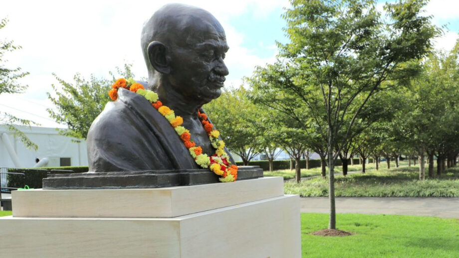 Bust of Mahatma Gandhi Unveiled at Seattle Center on Birth Anniversary