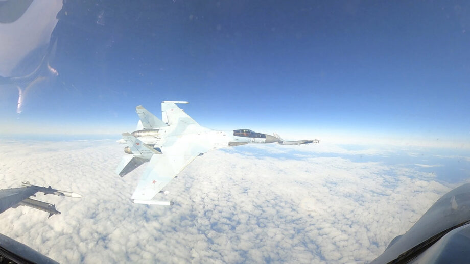 New Footage Reveals Risky Encounter Between U.S. and Russian Fighter Jet Near Alaska