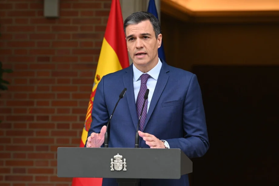 Spanish PM Pedro Sanchez Calls for Global Arms Embargo Against Israel Amid Rising Tensions