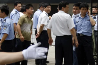 Three Dead, Fifteen Injured in Shanghai Supermarket Knife Attack; Suspect Arrested