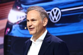 Volkswagen CEO Oliver Blume Advocates for Investment-Based Tariff Relief for Chinese Automakers